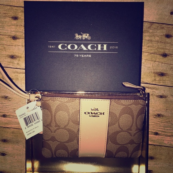 Coach Handbags - Brand New COACH wristlet